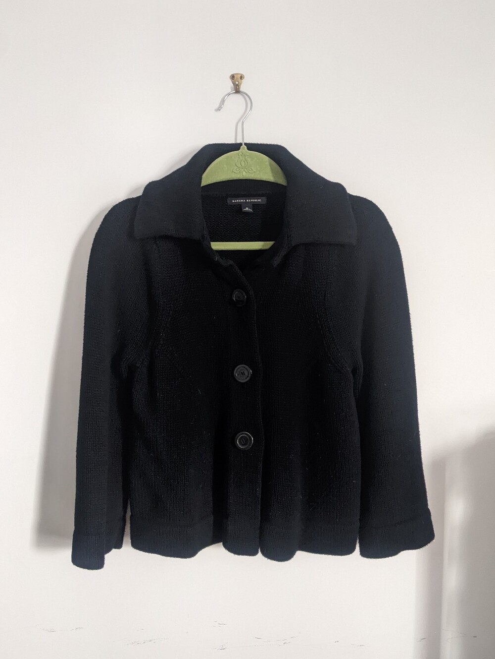 Banana Republic black knit button-up cardigan